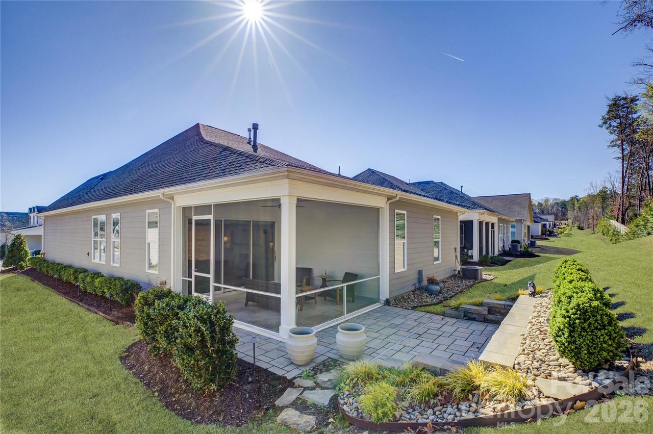 14619 Crosswater Ln., Charlotte, NC 28278