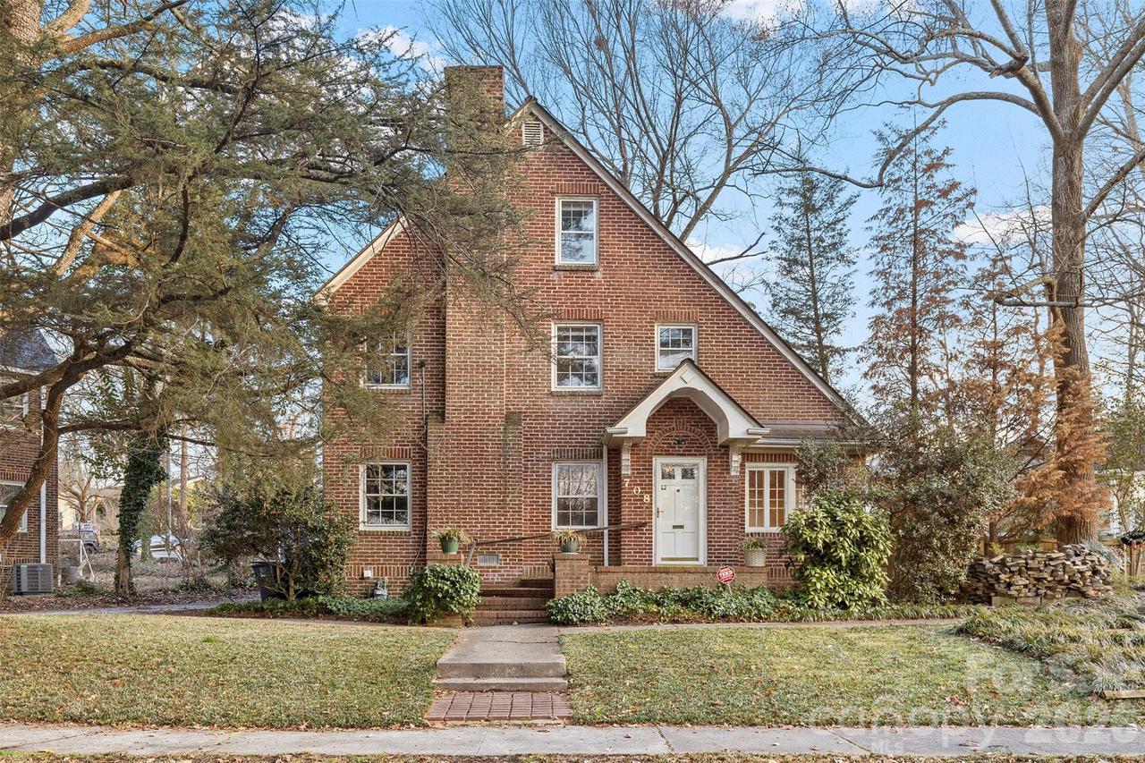 708 E Lake Dr., Greensboro, NC 27401