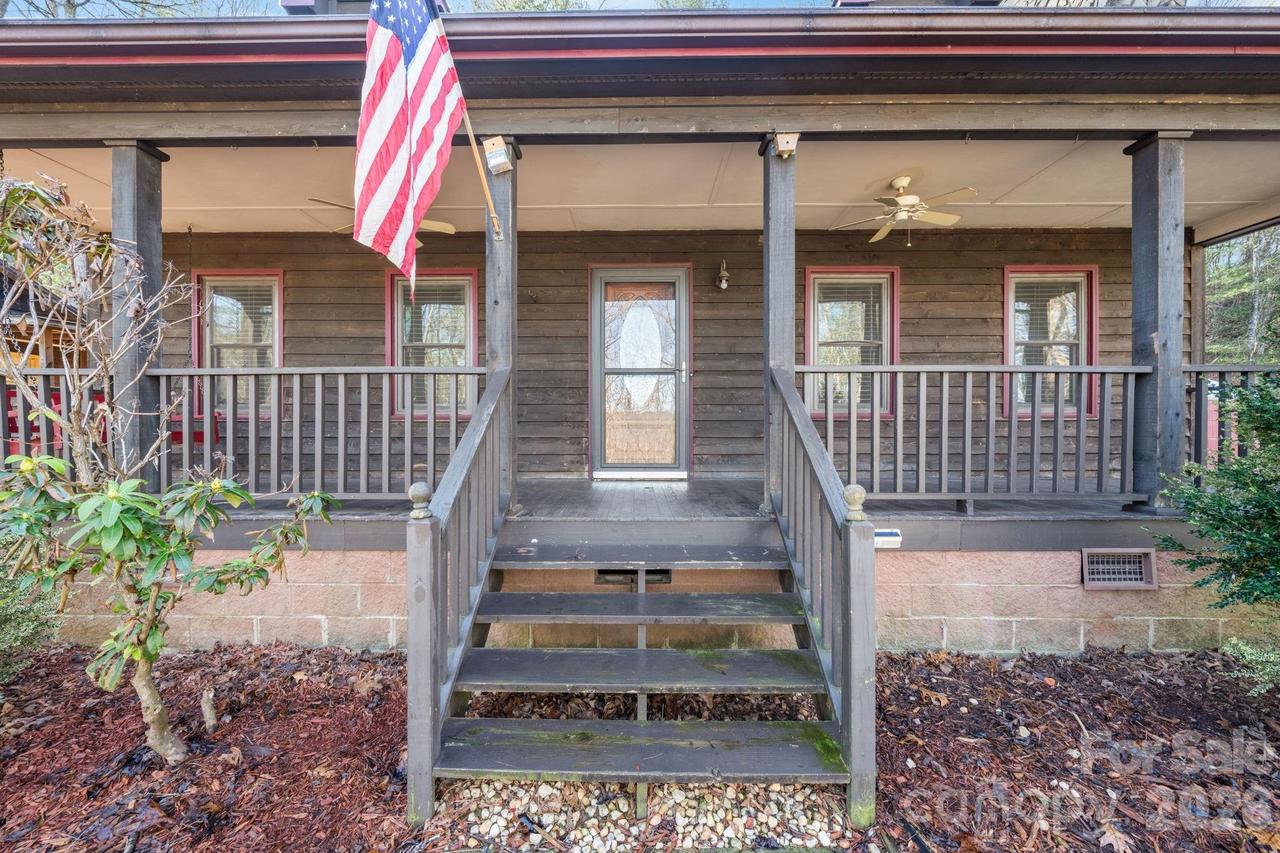 1481 Levi Ln., Lenoir, NC 28645