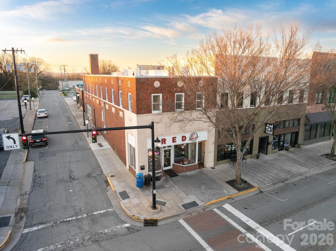 121 N Main St., Lexington, NC 27292