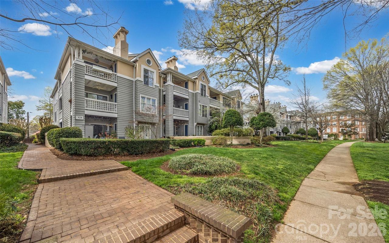 308 Queens Rd. #17, Charlotte, NC 28204
