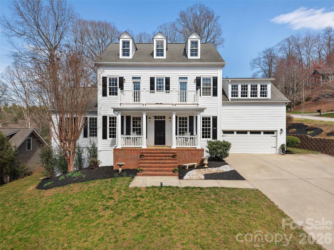 21 Dianthus Dr., Asheville, NC 28803