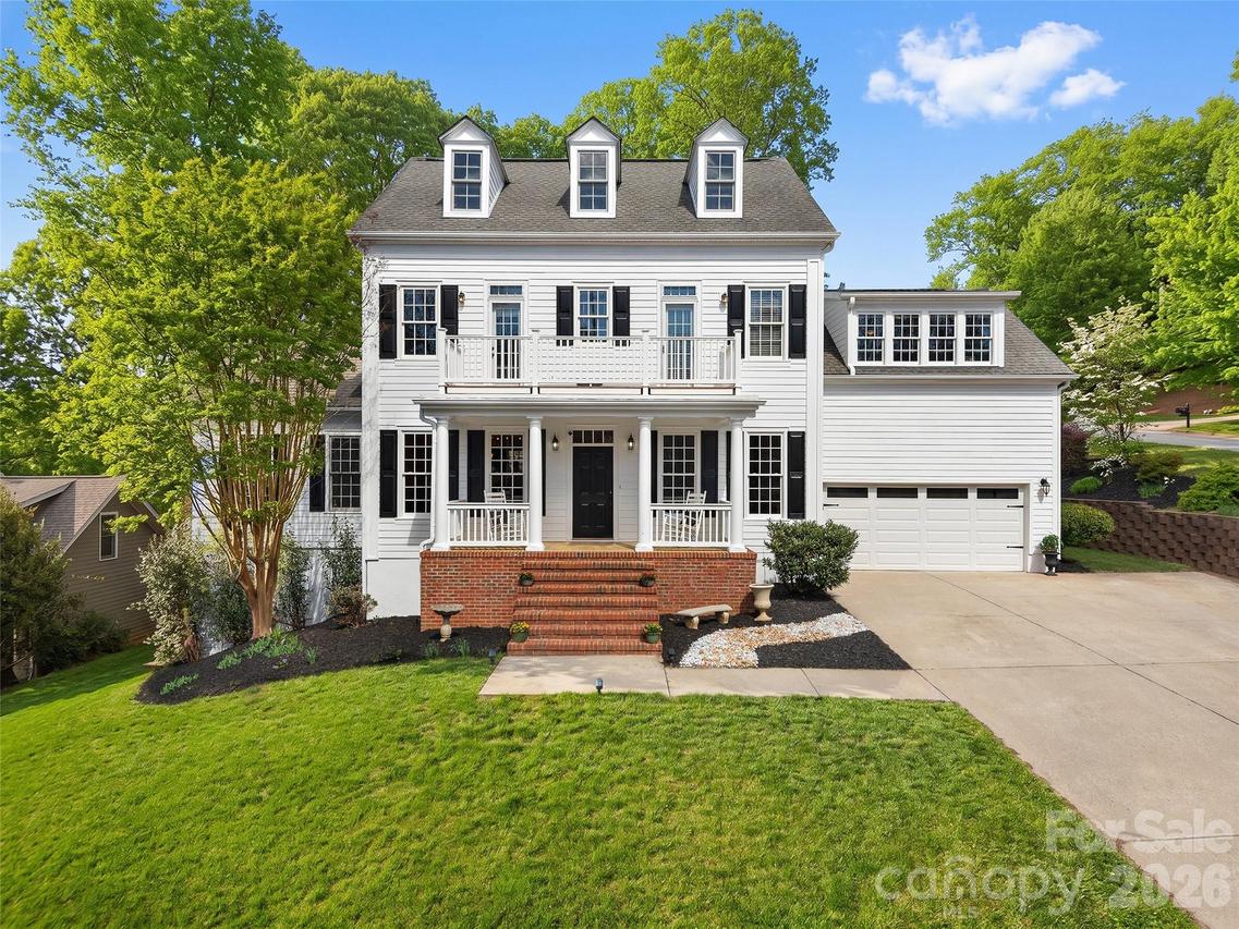 21 Dianthus Dr., Asheville, NC 28803