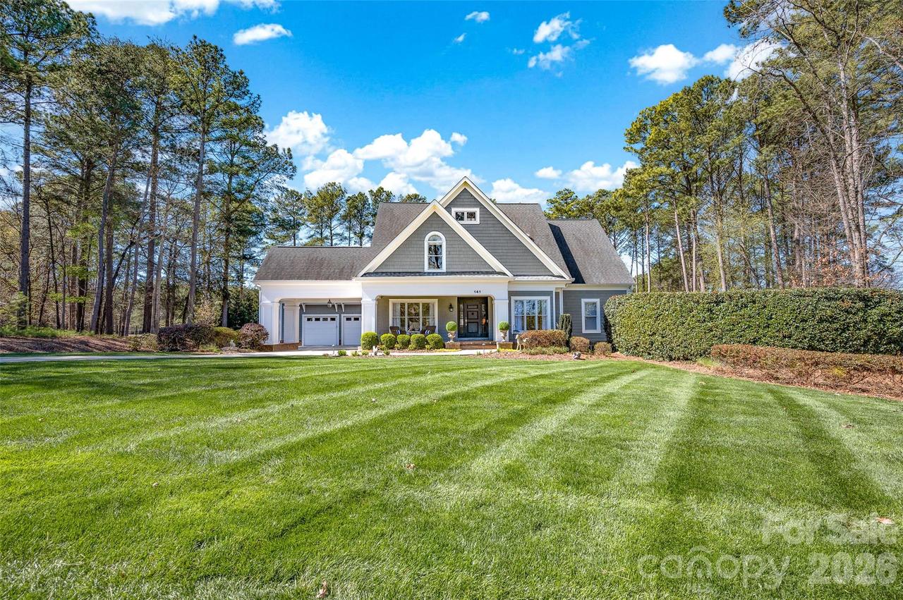 141 Stonewall Beach Ln., Mooresville, NC 28117