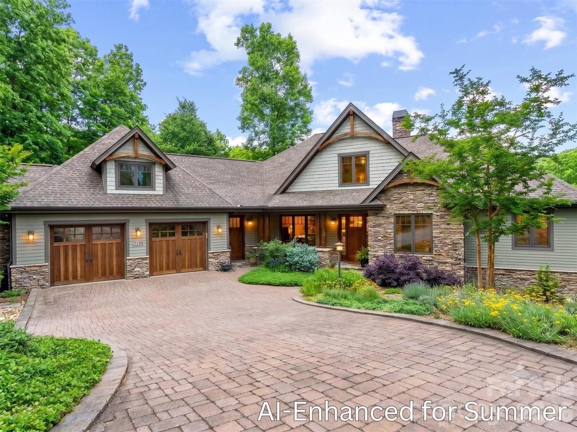 276 Stone Valley Way, Hendersonville, NC 28792