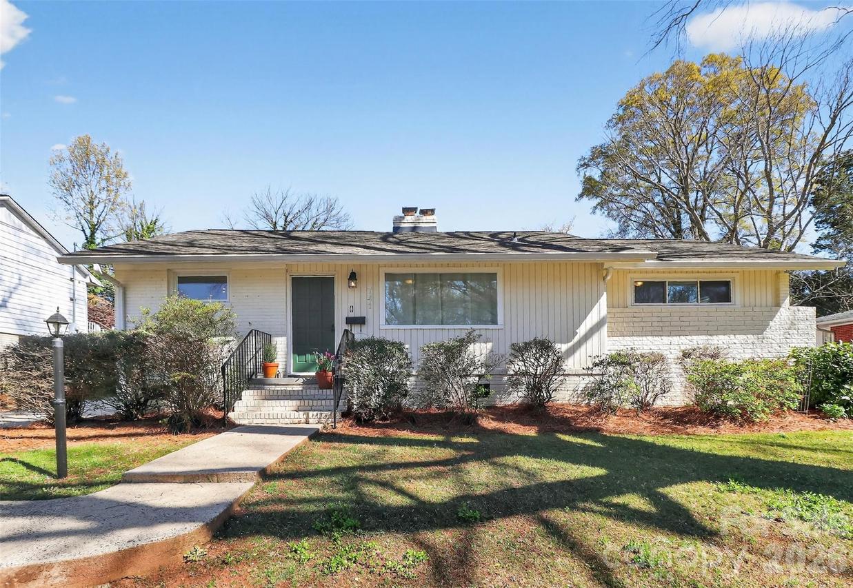 741 Brockbank Rd., Charlotte, NC 28209