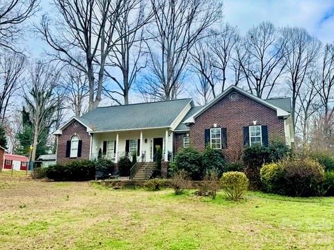 270 Spicewood Cir., Troutman, NC 28166