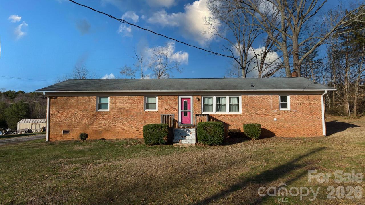 7910 Winalda Ave., Sherrills Ford, NC 28673