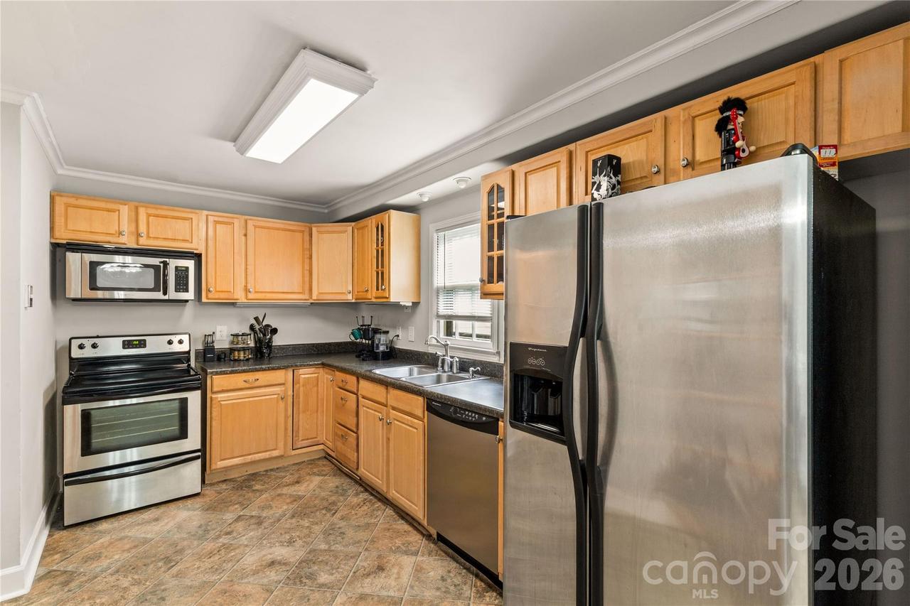 2222 Yorkhills Dr. #6, Charlotte, NC 28217