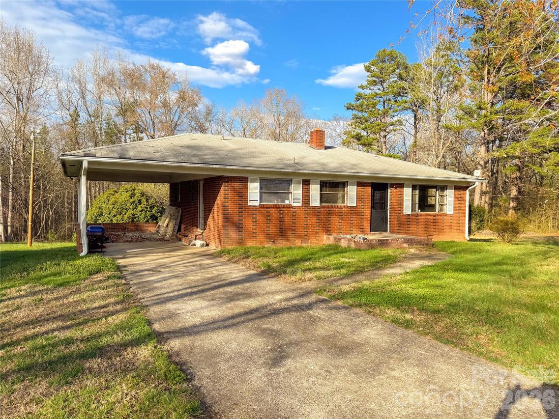380 Hairston Rd., Lexington, NC 27295