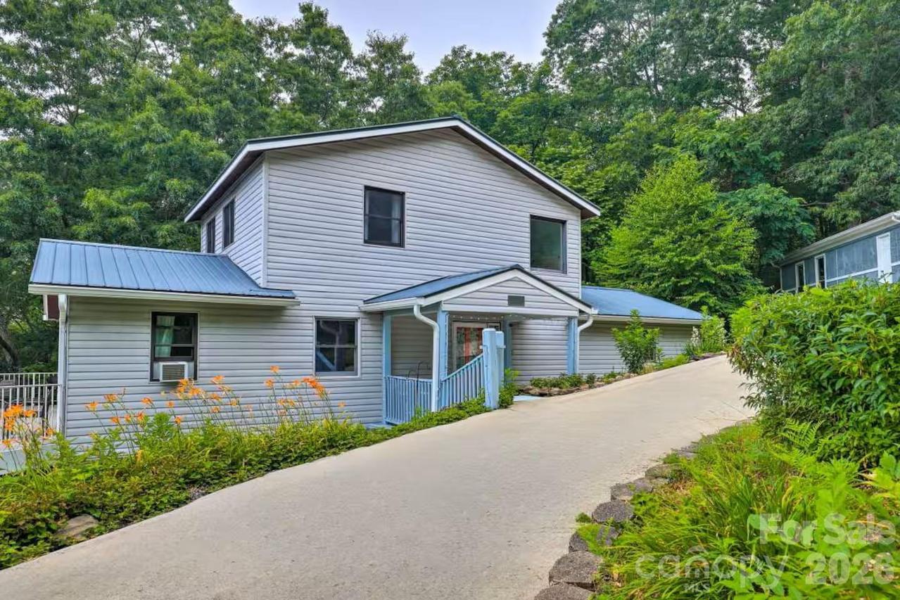 553 Deep Gap Rd., Sylva, NC 28779