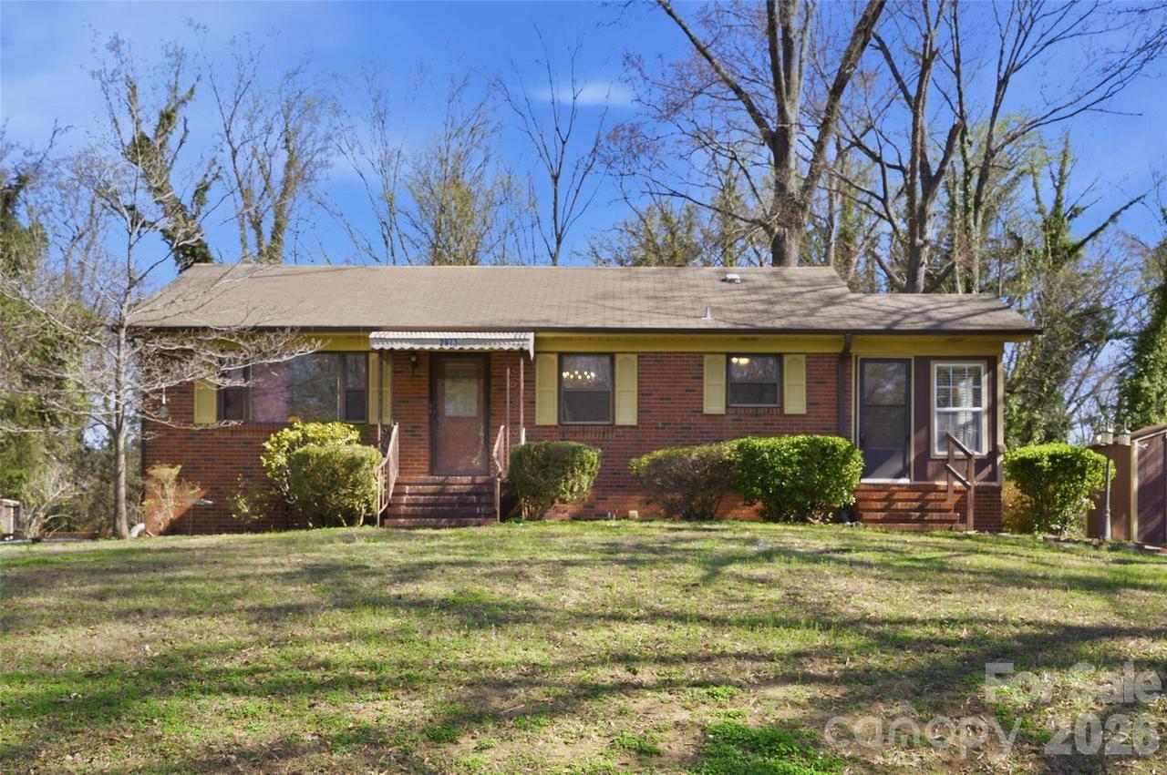 2973 Shady Ln., Charlotte, NC 28208