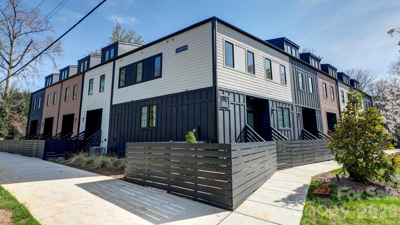 1308 Carolyn Dr., Charlotte, NC 28205