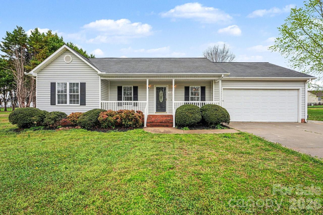 134 Clearview Rd., Statesville, NC 28625