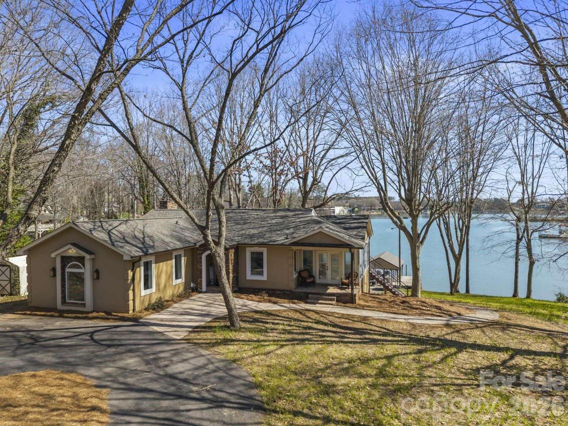 4448 Hill St., Sherrills Ford, NC 28673