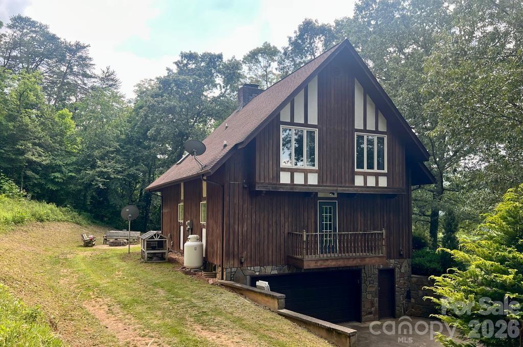 130 Hope Ter., Whittier, NC 28789