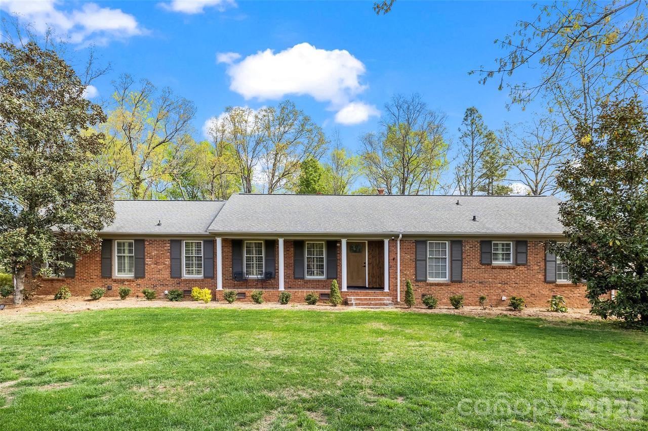 2904 Unionville Indian Trail Rd., Indian Trail, NC 28079
