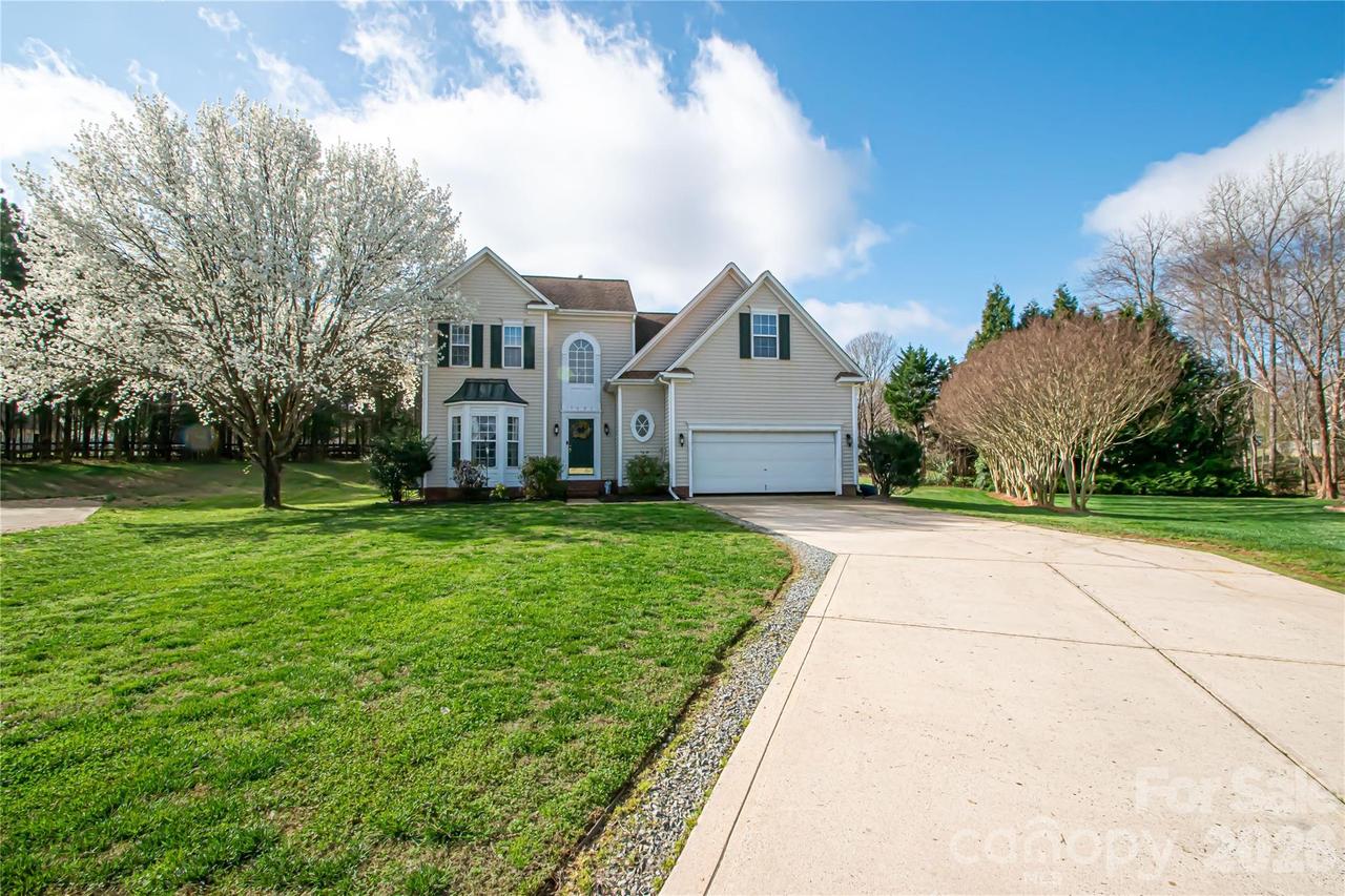 7001 Shiney Bark Ct., Indian Trail, NC 28079