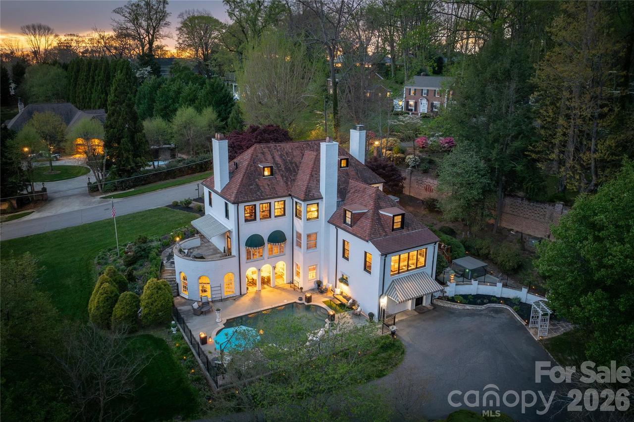 401 Highland Ave., Lenoir, NC 28645