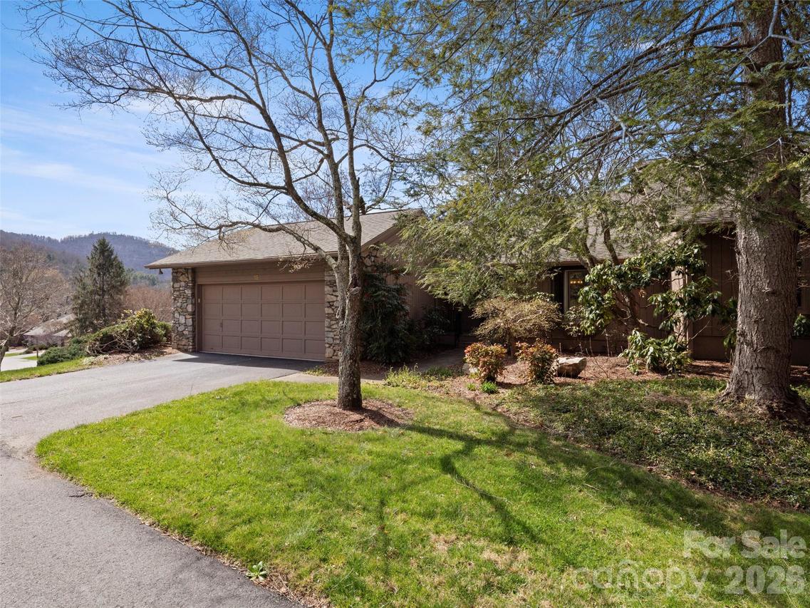 15 Ridge Ter., Asheville, NC 28804