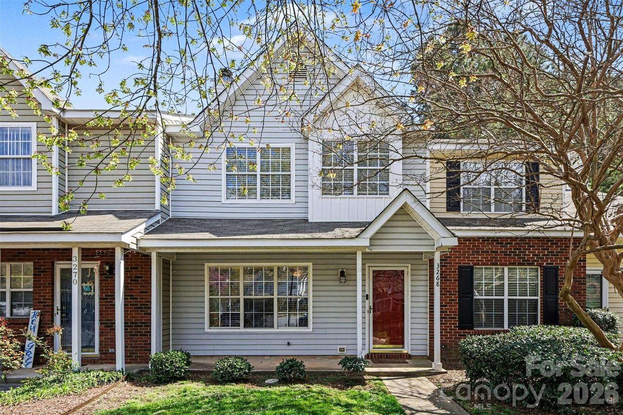 3268 Summercroft Ln., Charlotte, NC 28269