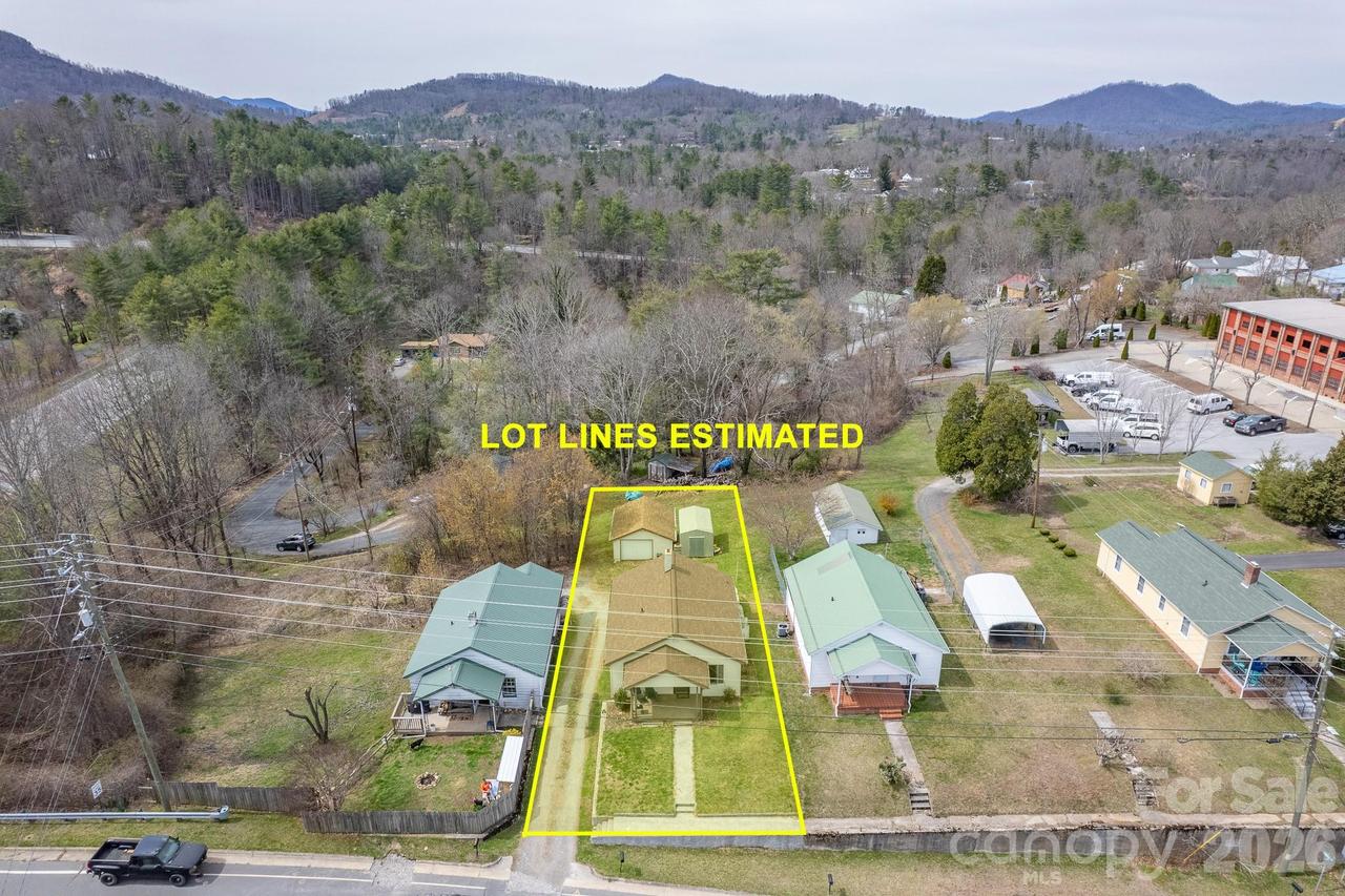 400 Summit Ave., Spruce Pine, NC 28777