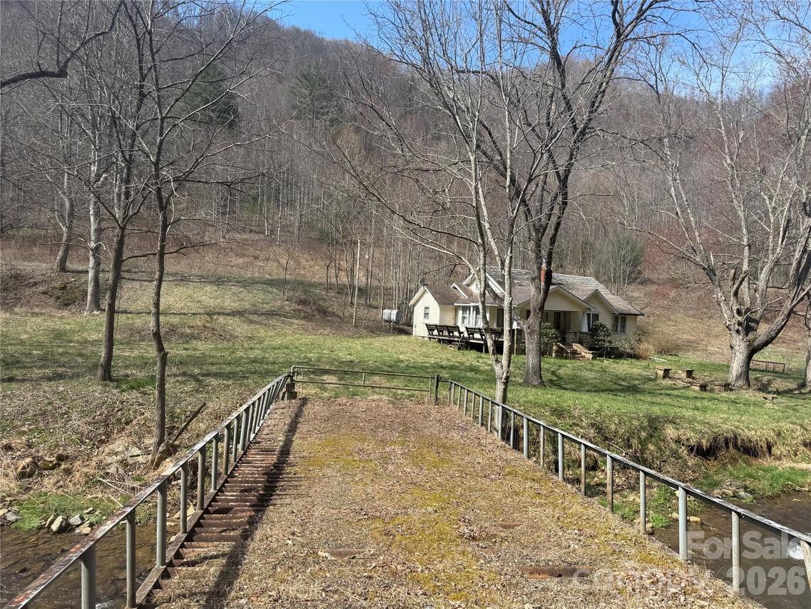 11288 Big Laurel Rd., Marshall, NC 28753