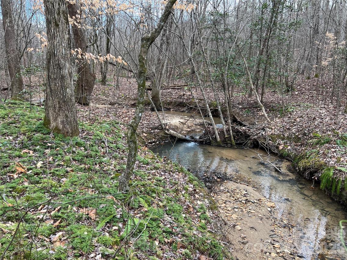 5291 Vista Ln., Morganton, NC 28655