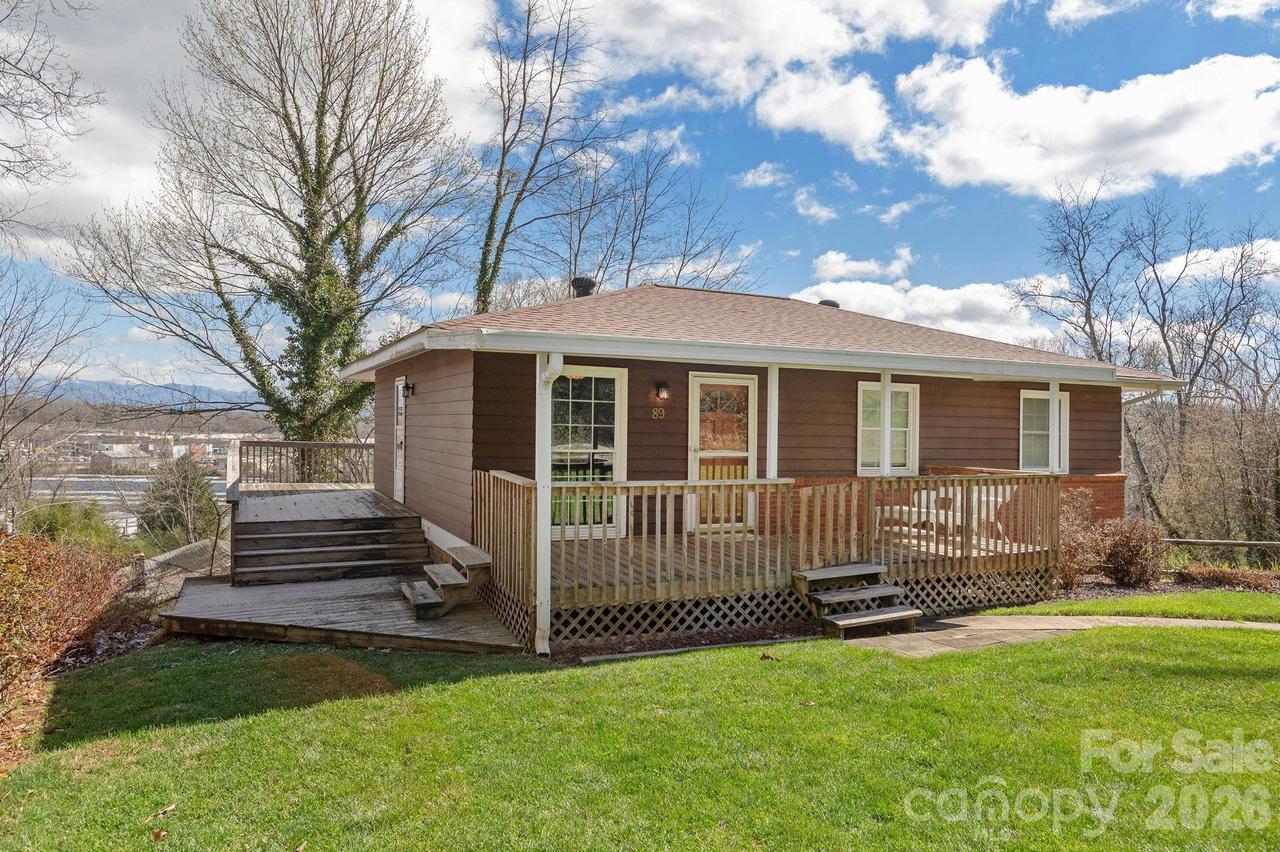 89 Stradley Mountain Rd., Asheville, NC 28806