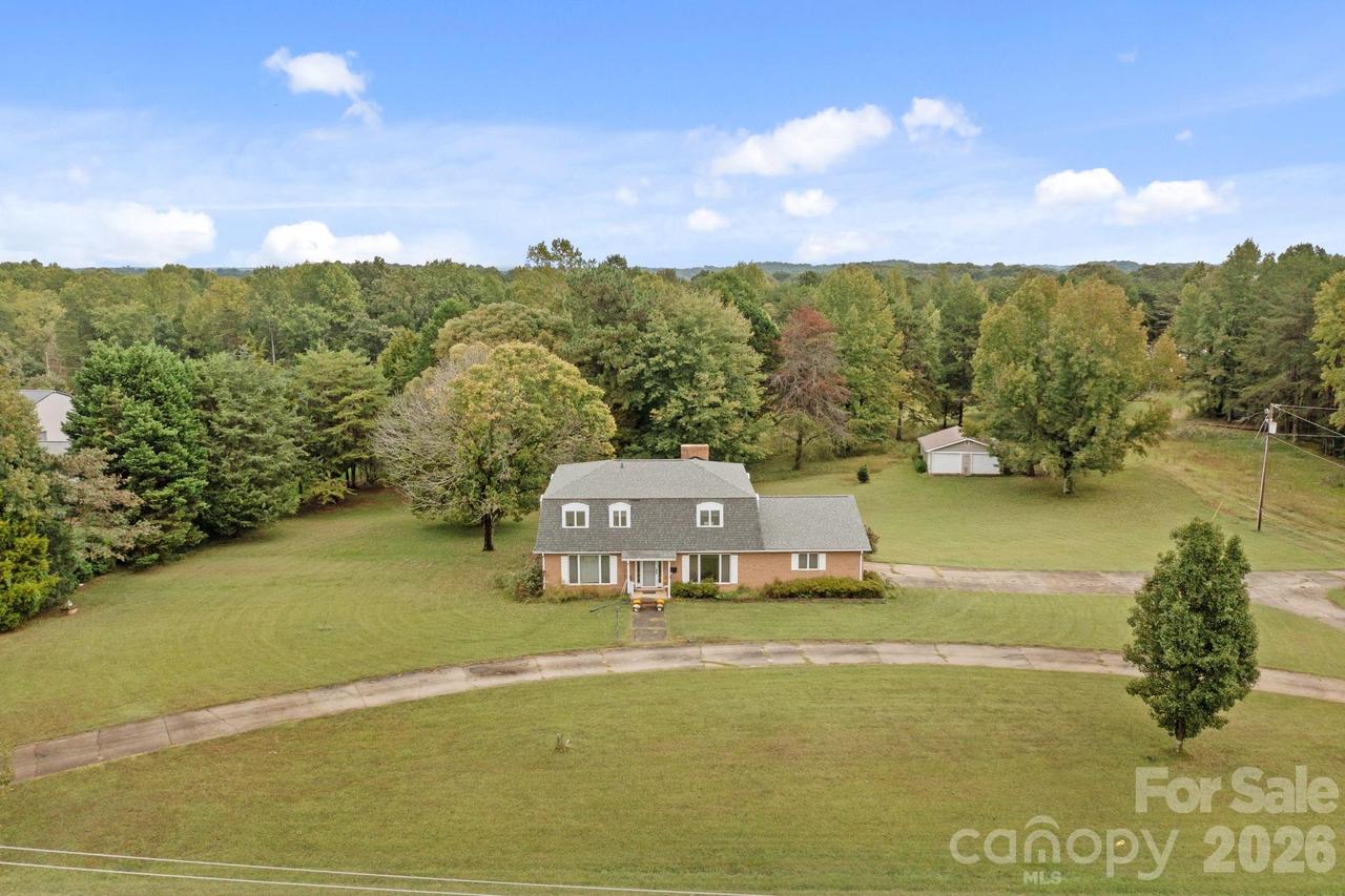 1463 Charlotte Hwy., Mooresville, NC 28115