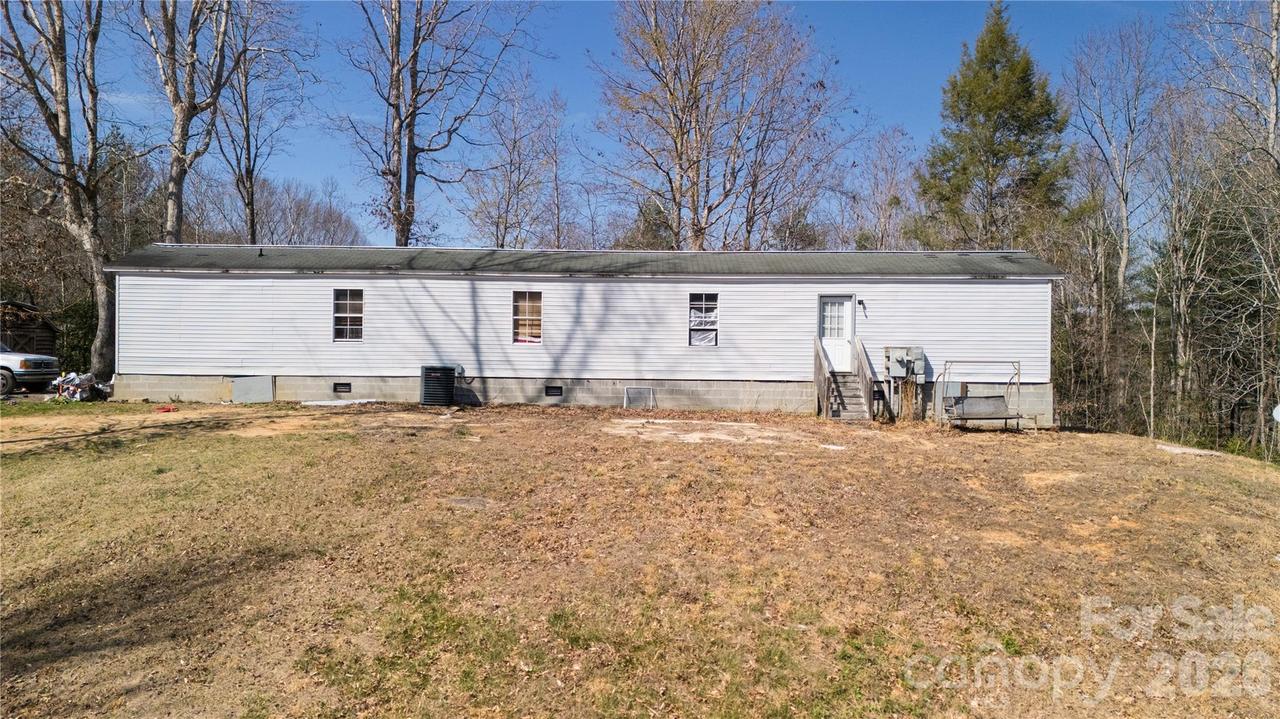 1490 Glenn Carlton Rd., Boomer, NC 28606