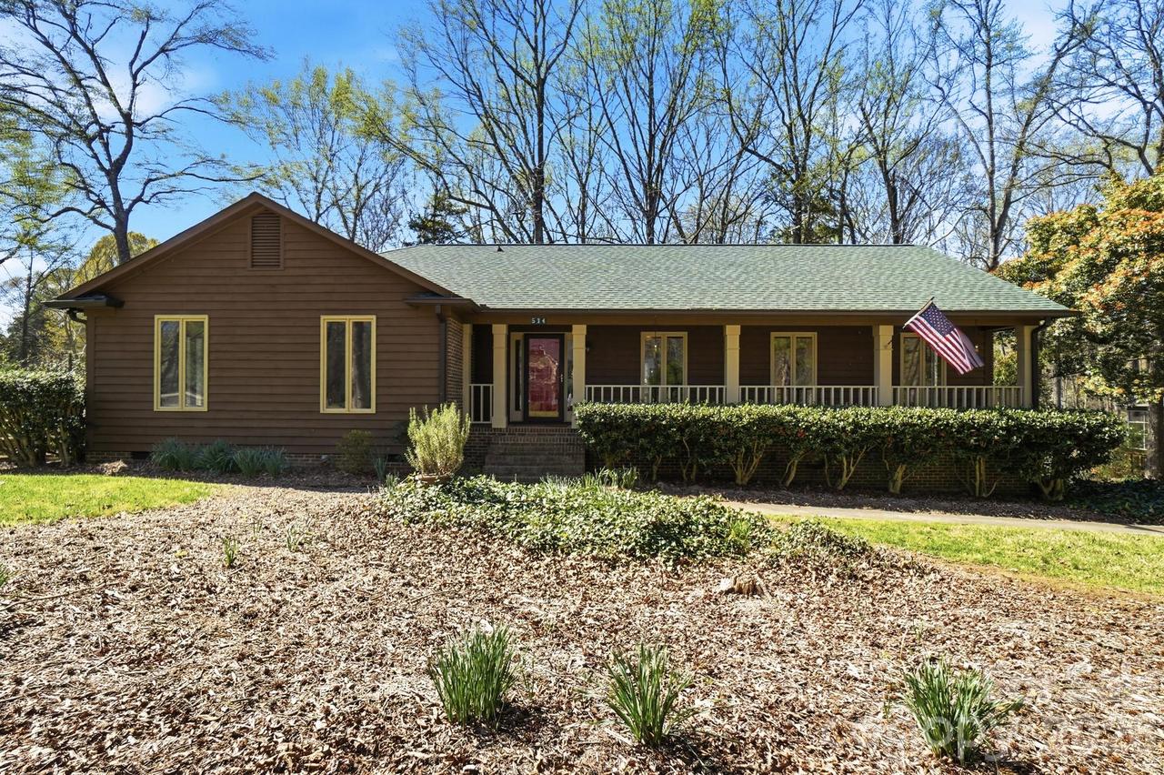 534 Aldeborough Ln., Charlotte, NC 28270