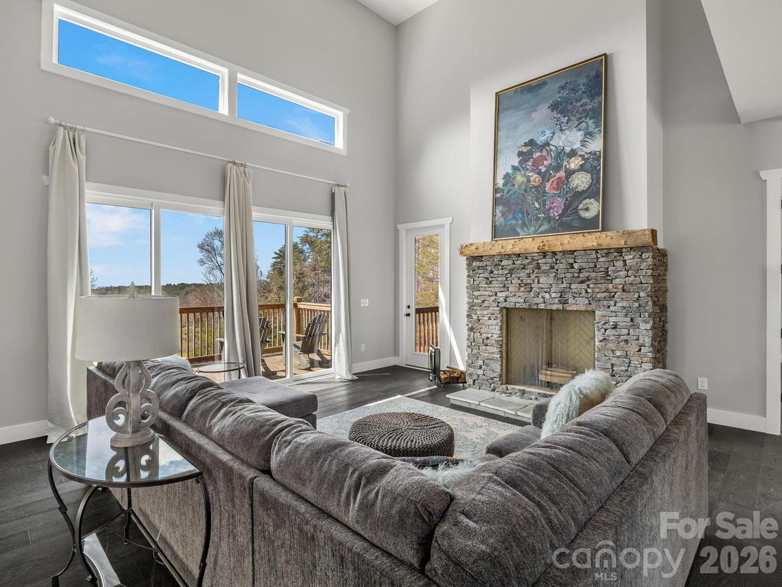345 Preservation Tr., Columbus, NC 28722