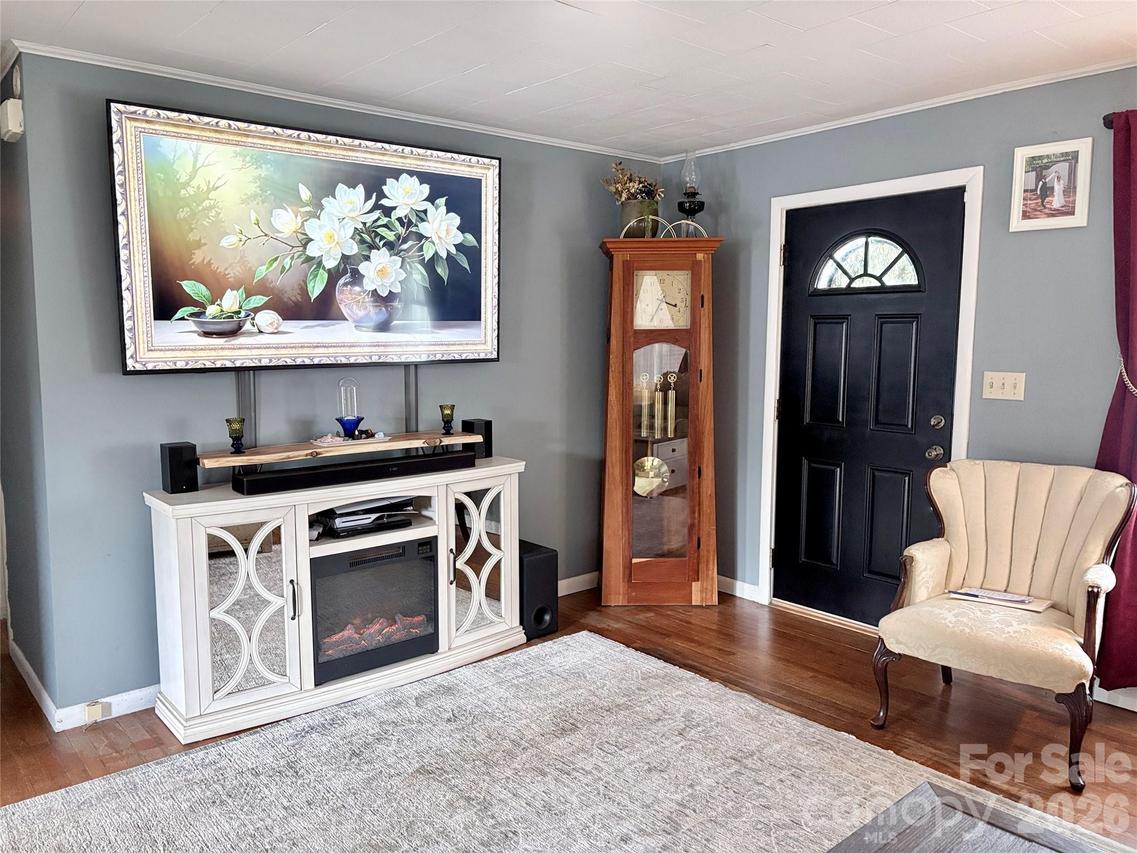 5666 Us 70 Hwy., Nebo, NC 28761