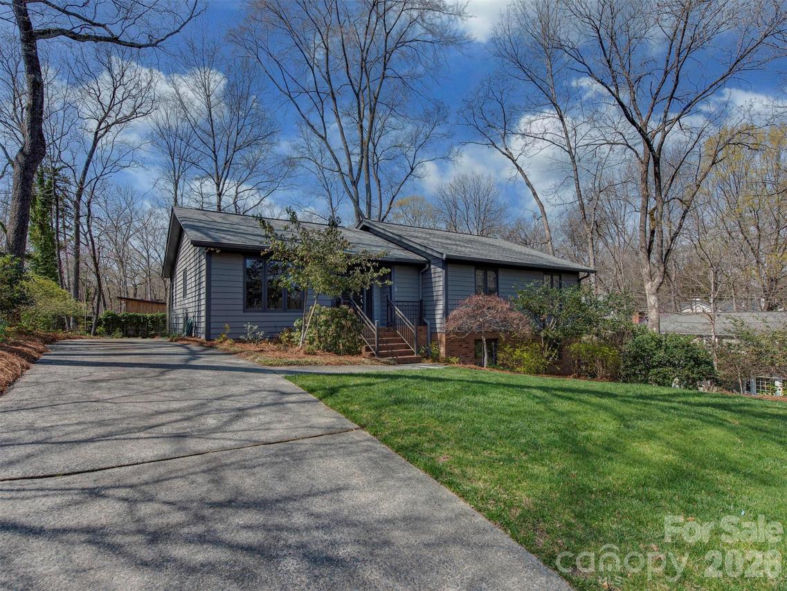 7244 Terrace Dr., Charlotte, NC 28211