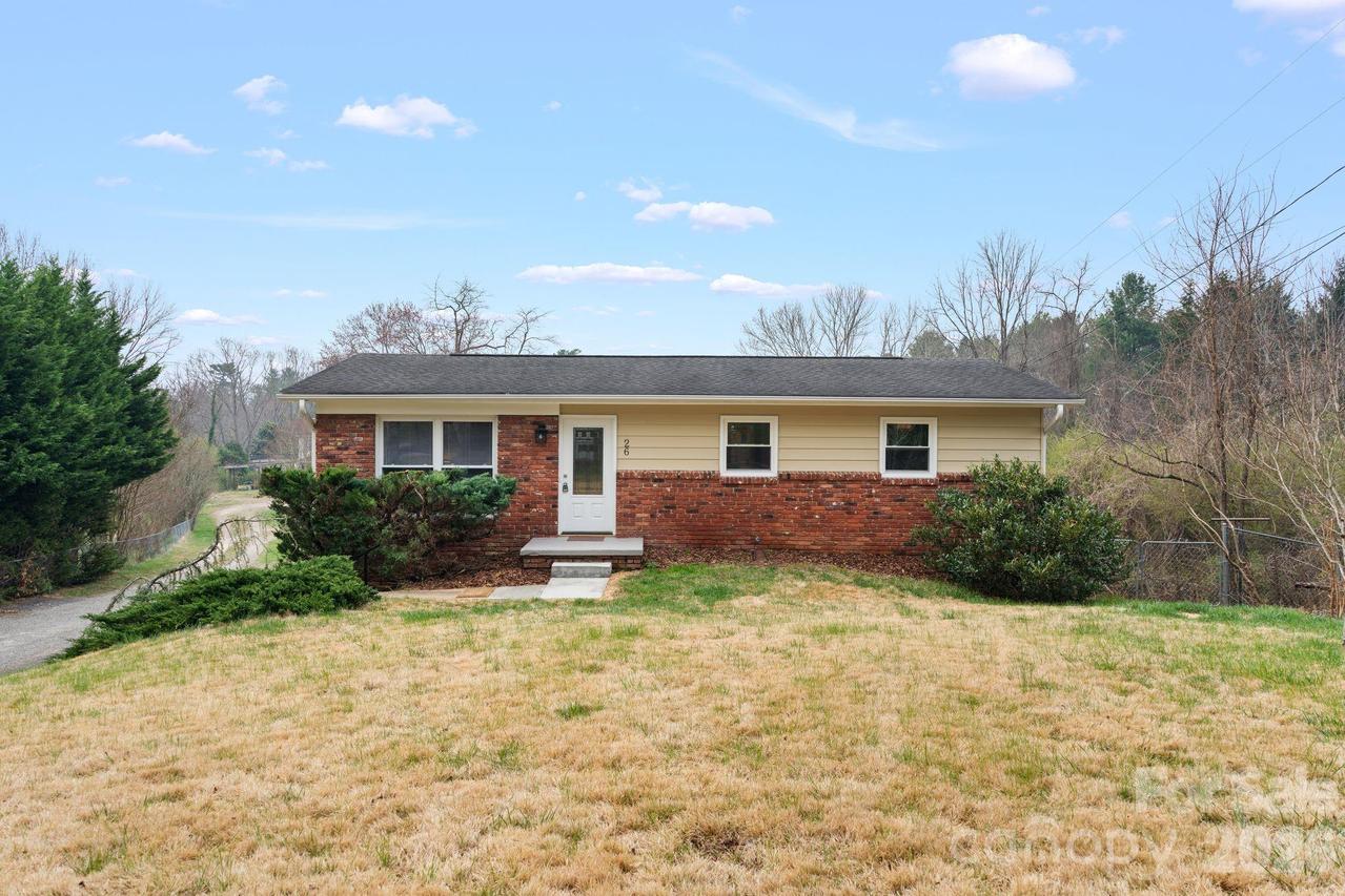 26 Cedar Hill Rd., Asheville, NC 28806
