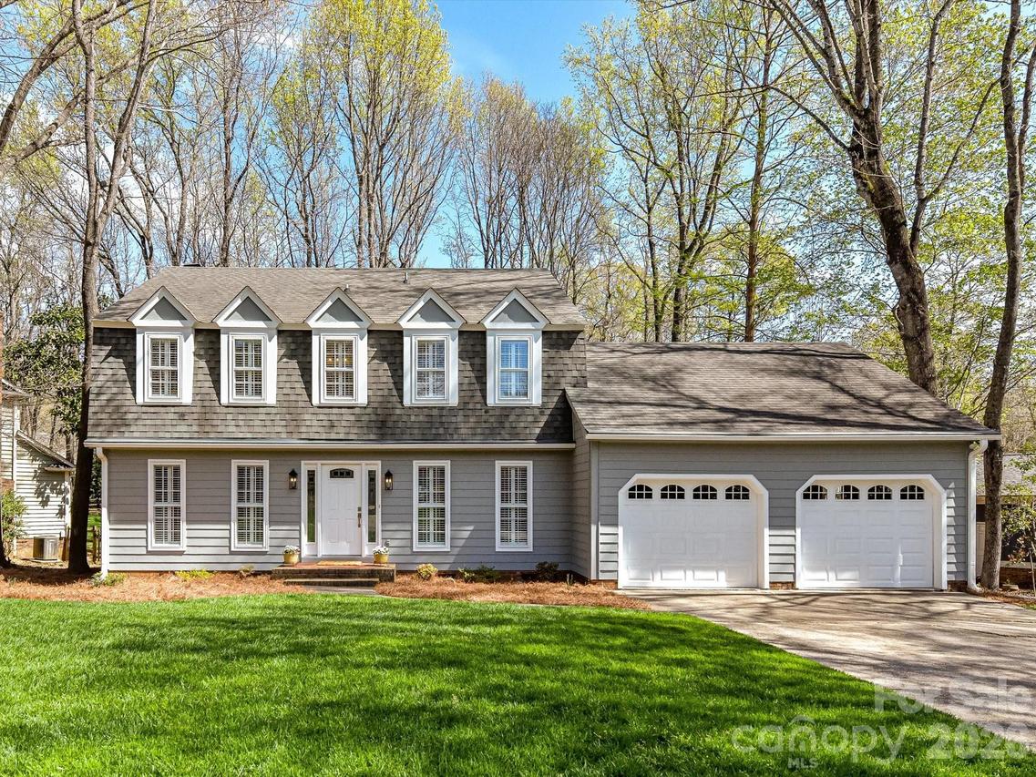 6523 Pensford Ln., Charlotte, NC 28270