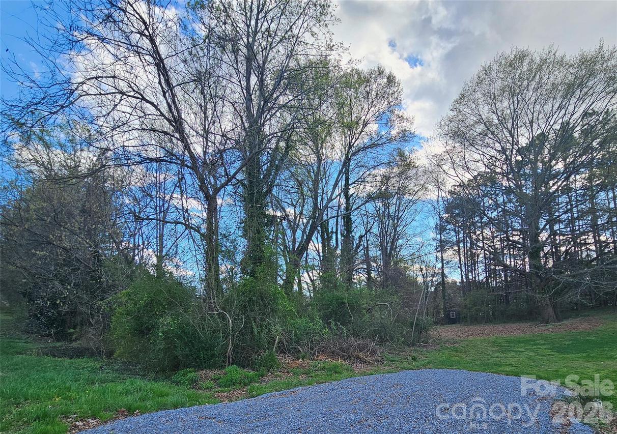 Crestview Dr., Shelby, NC 28150