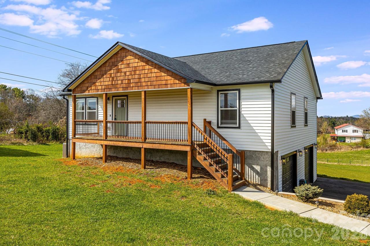 1021 Alexander Rd., Leicester, NC 28748