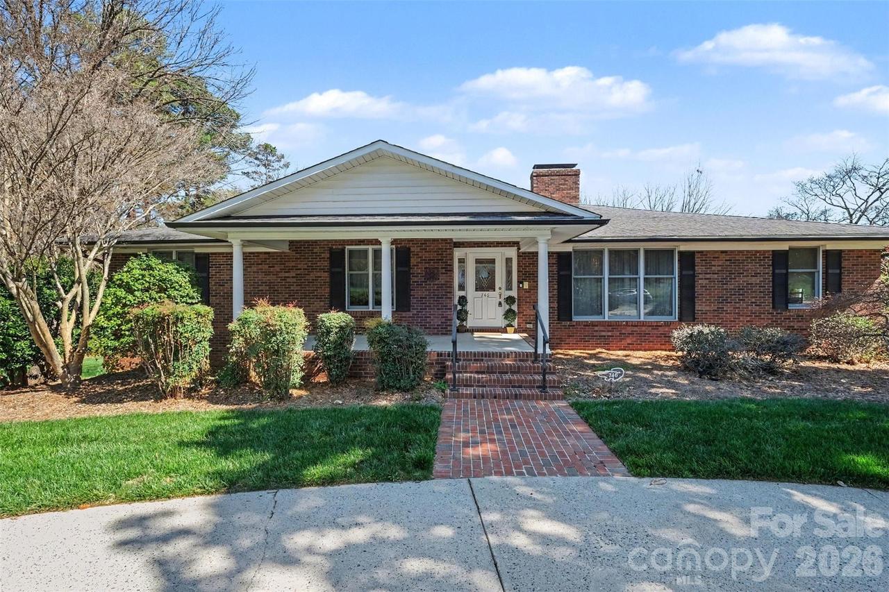 746 Grandview Dr., Concord, NC 28025