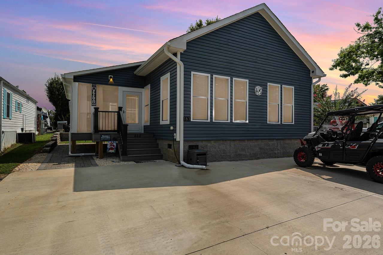 163 Cardinal Dr., New London, NC 28127