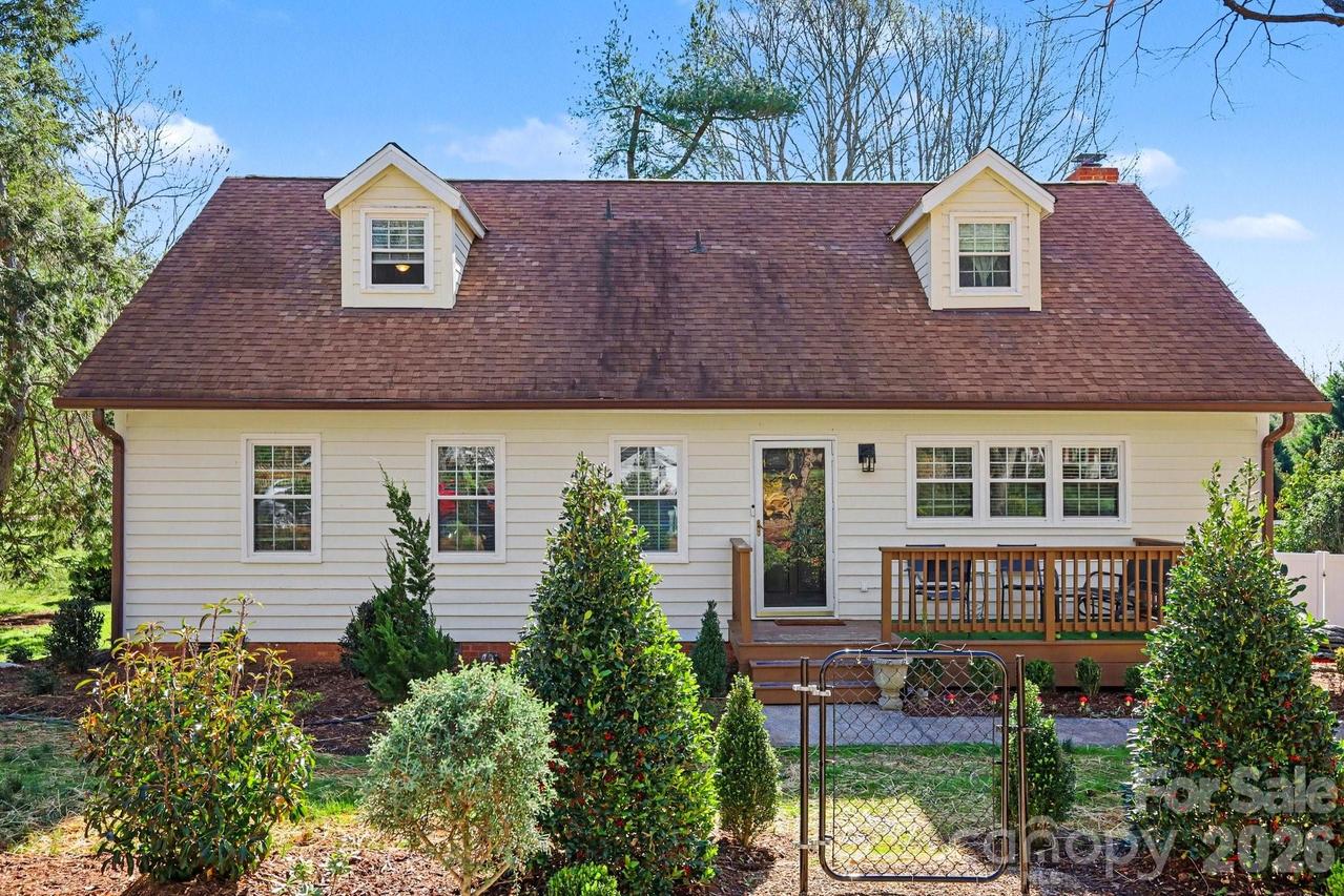 10116 Mountain Apple Dr., Mint Hill, NC 28227