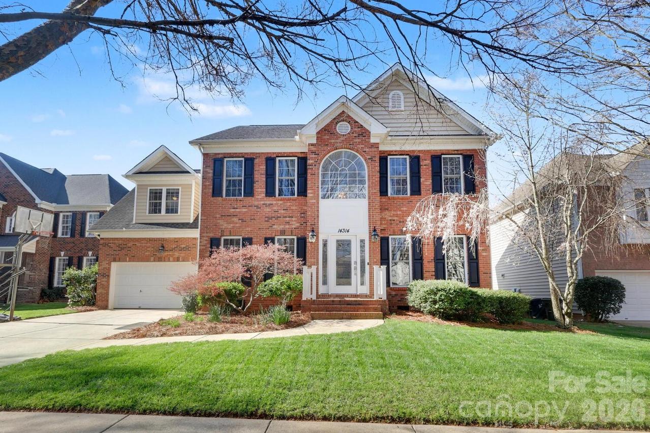 14314 Harvington Dr., Huntersville, NC 28078