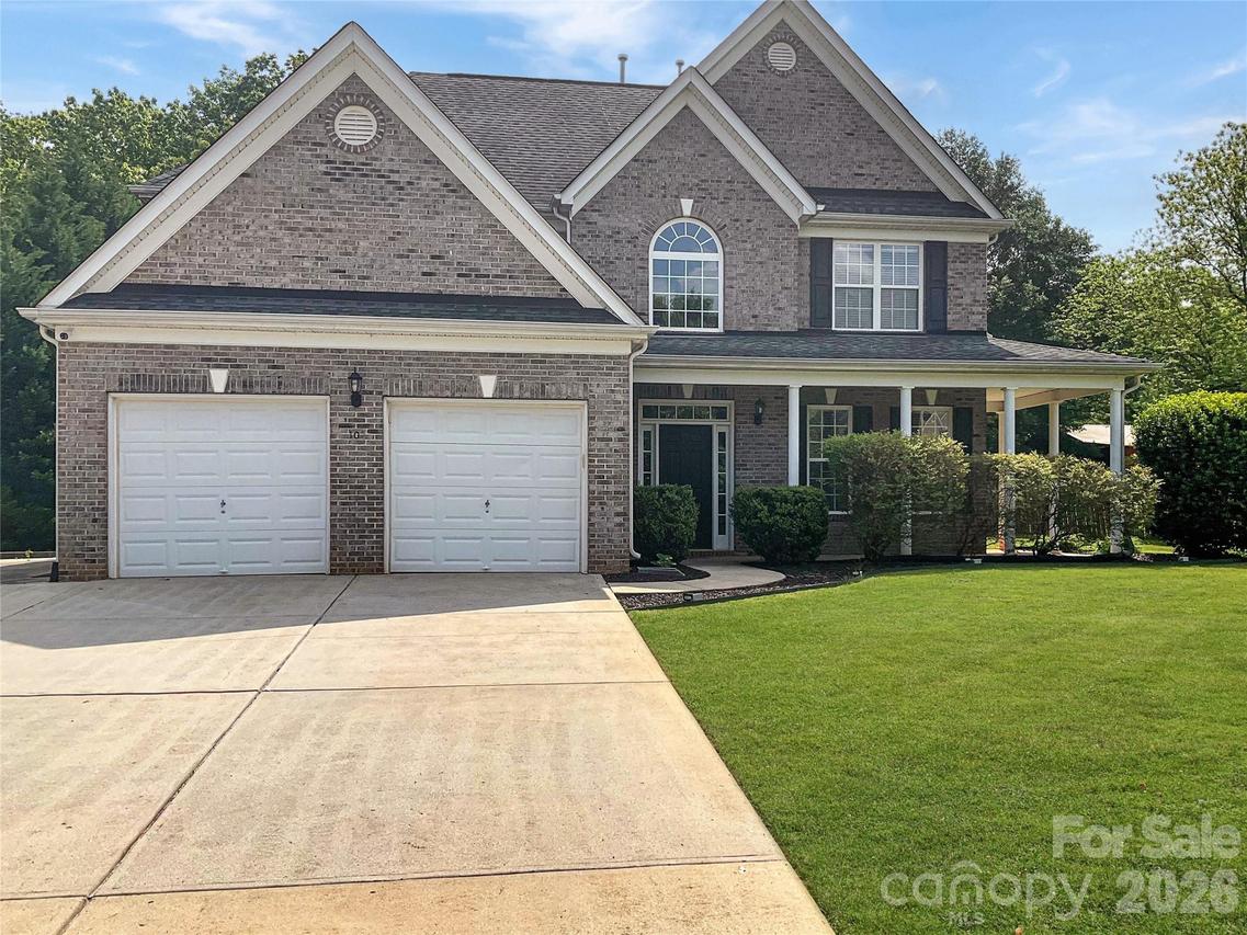 107 Autumn Frost Ave., Statesville, NC 28677