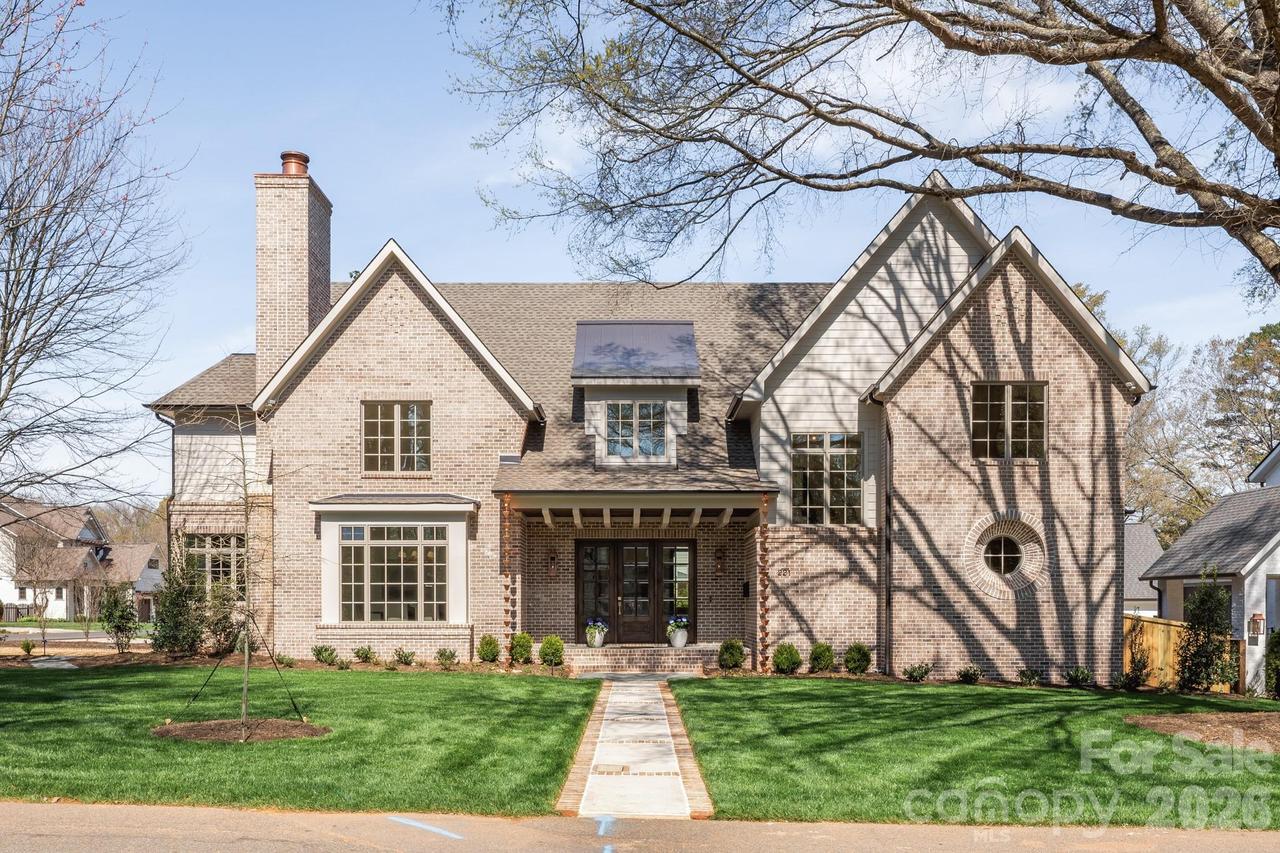 221 N Canterbury Rd., Charlotte, NC 28211