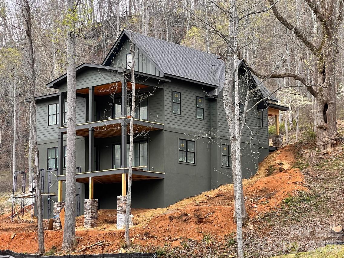 51 Bear Tree Cove, Canton, NC 28716