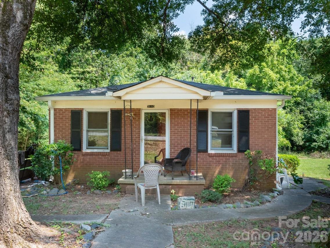 3110 Capitol Dr., Charlotte, NC 28208
