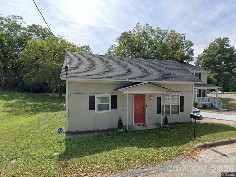 409 W Norment Ave., Gastonia, NC 28052