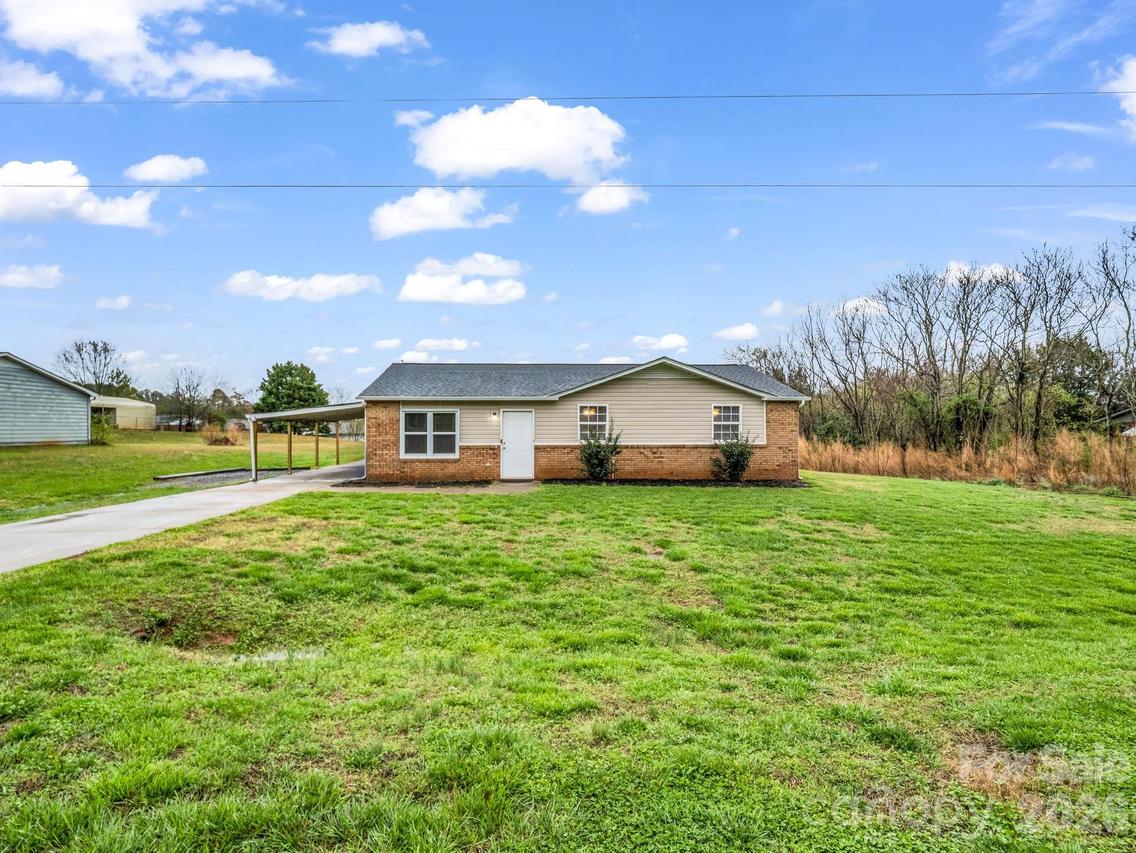 313 Harrill Rd., Forest City, NC 28043