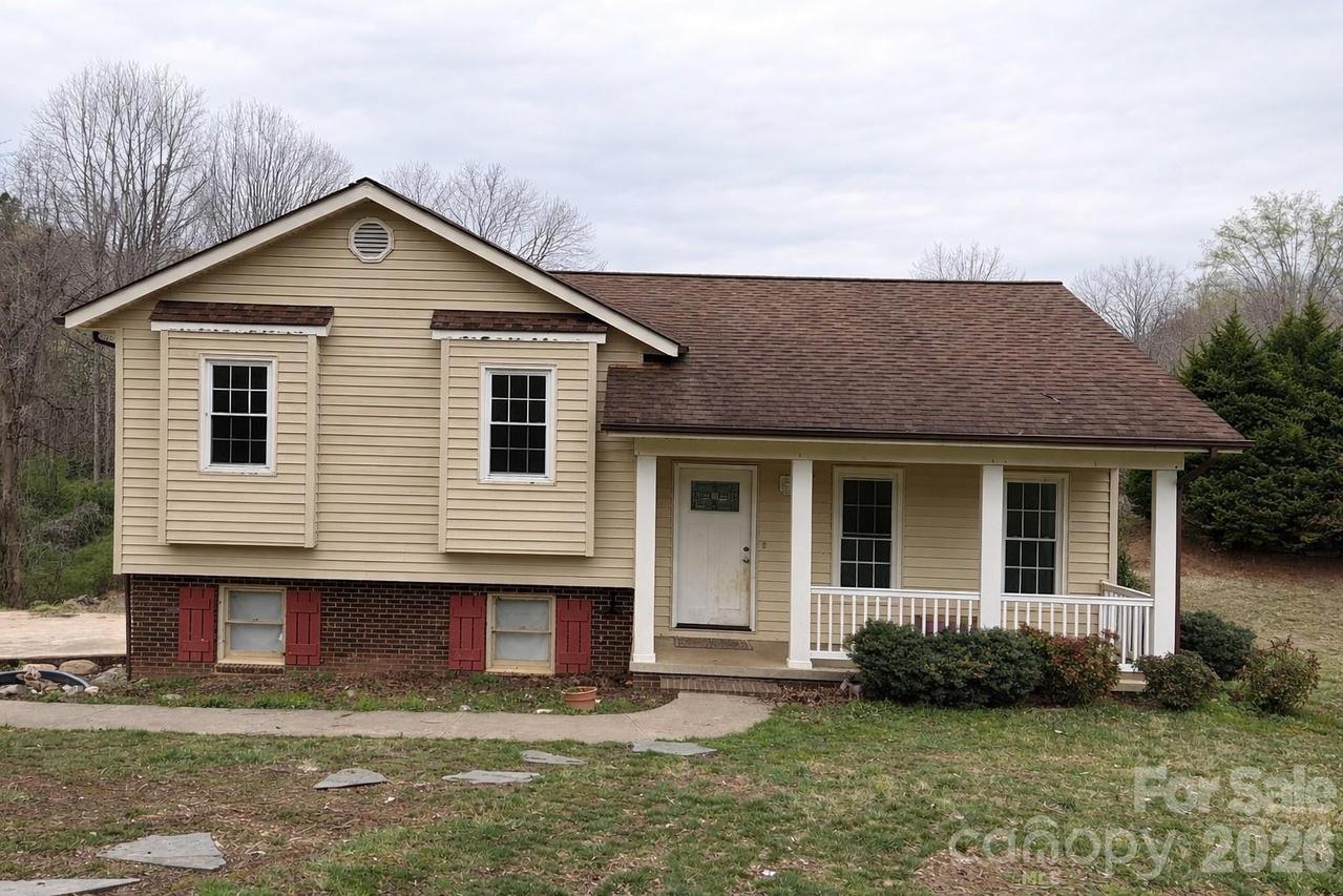 236 Mille Run St., North Wilkesboro, NC 28659